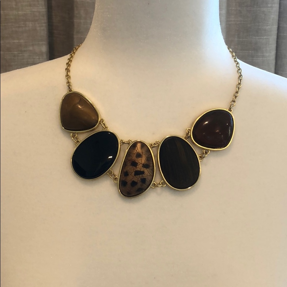 Statement necklace